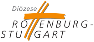 Logo der Diözese Rottenburg-Stuttgart mit einem orangefarbenen Kreuz über dem Namen in schwarzer Schrift, wobei einige Buchstaben teilweise vom Kreuz verdeckt sind.