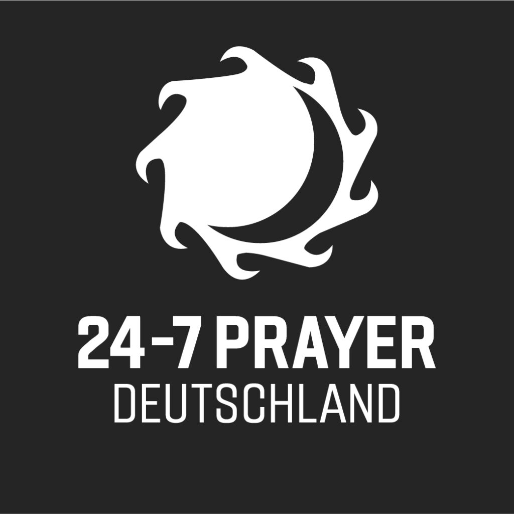 24-7 Prayer Deutschland Logo auf schwarzem Hintergrund